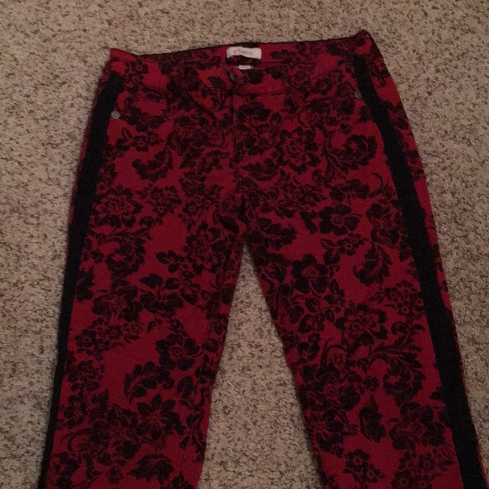 Black and red skinny Jean